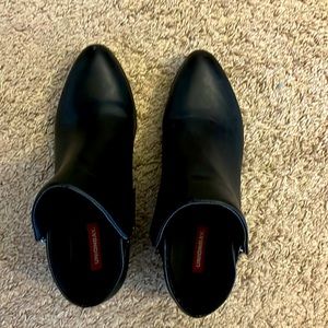 Unionbay black ankle boots with 1.5 inch heel. Size 10